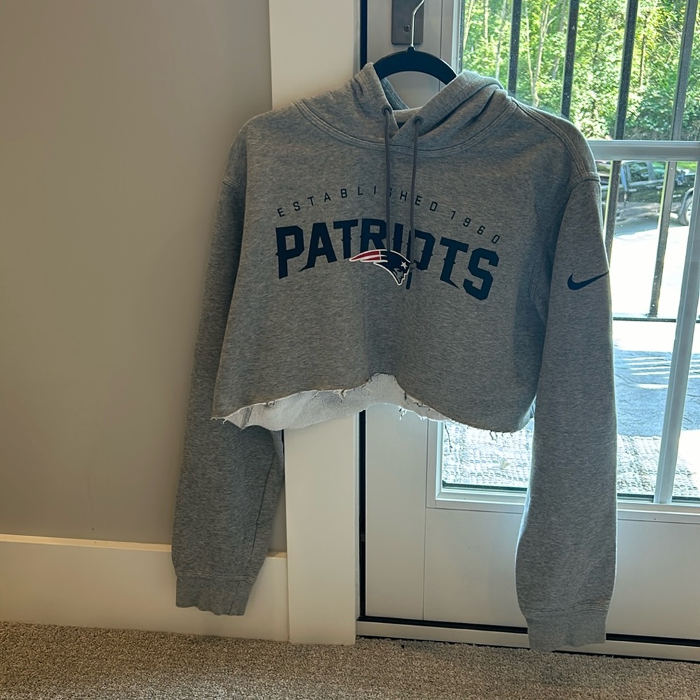 Vintage Patriots Crop Top Hoodie Size Large